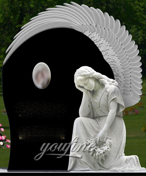 Natural Granite Angel cemetery monuments design for sale